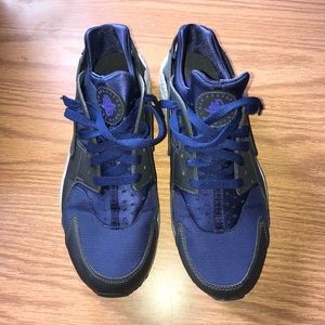 Nike air huarache size 11